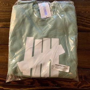 Undefeated Crewneck Sweatshirt